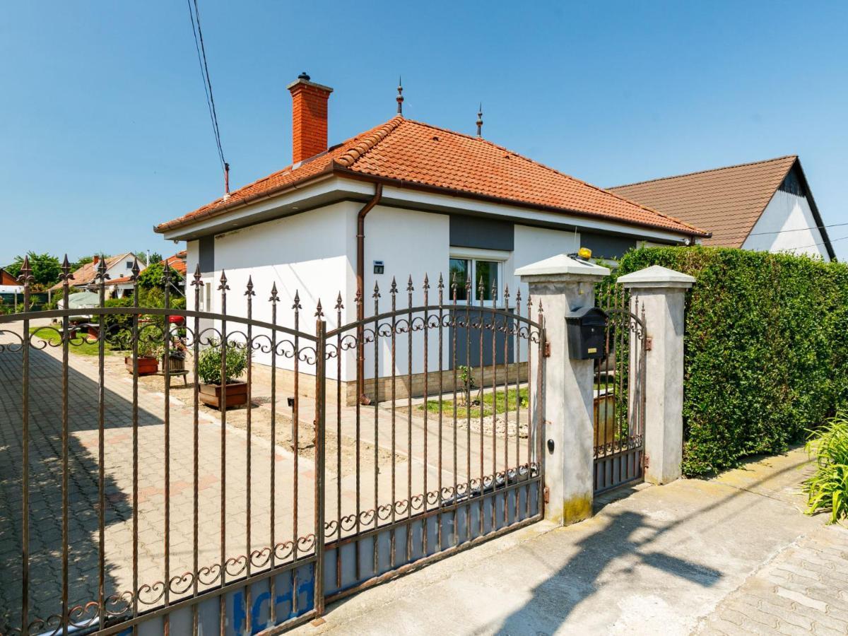 Holiday Home Ildiko By Interhome Balatonlelle Exterior foto